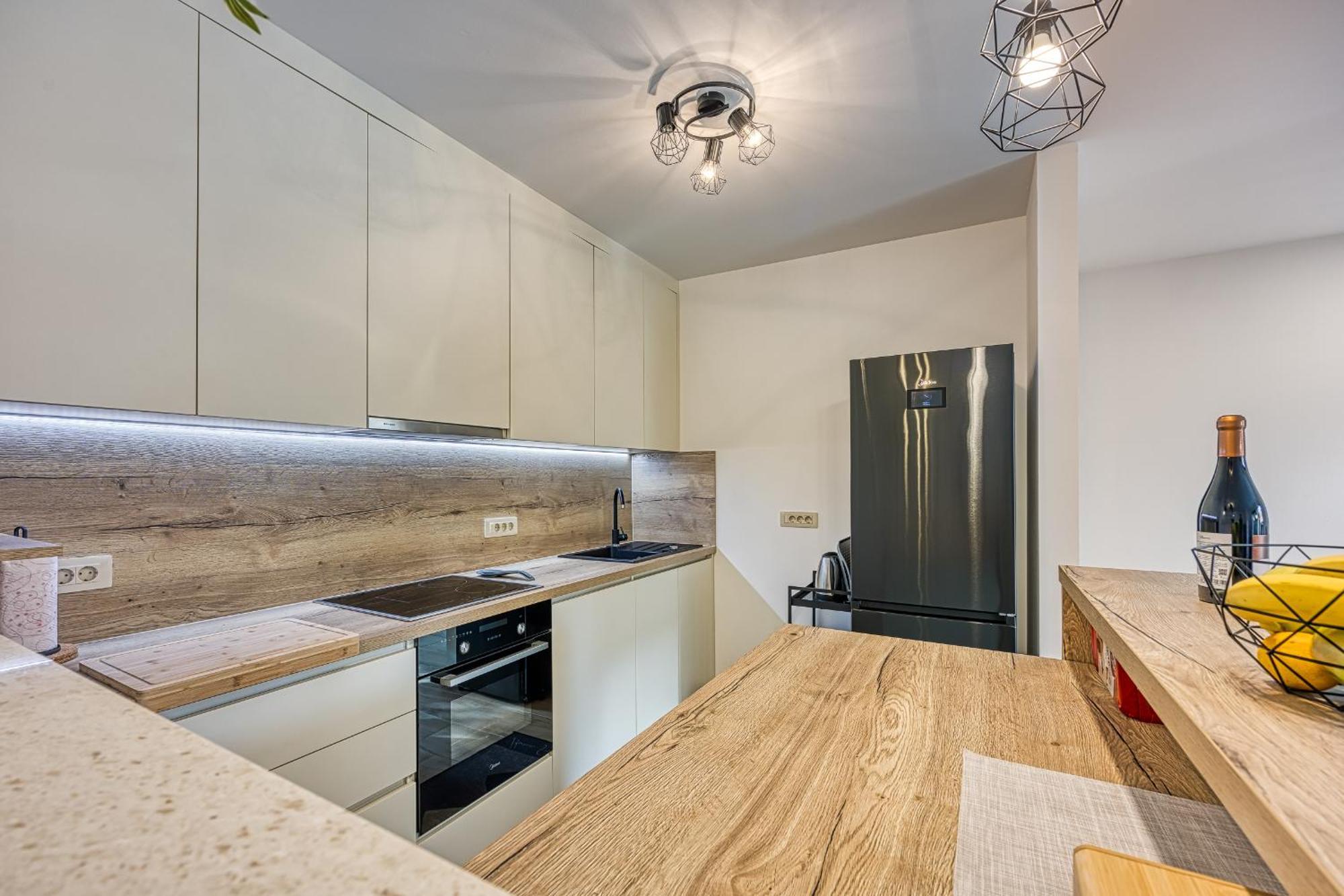 Apartment Center Oasis - Private Parking Pula
